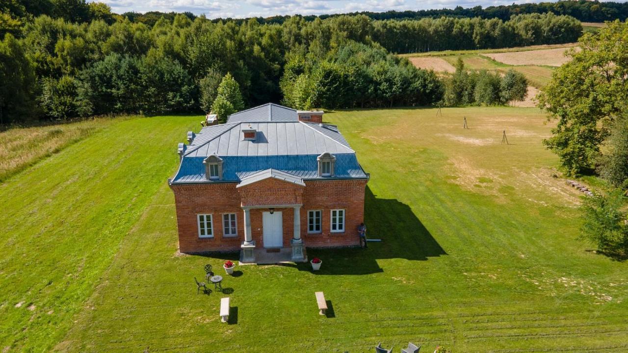 Dworek Atrium Tomaszów Lubelski Exterior foto